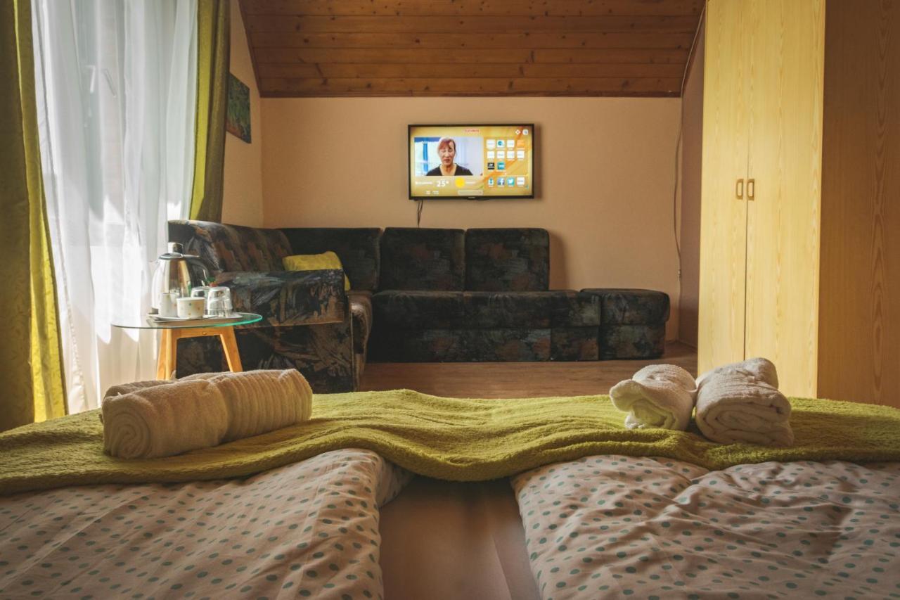 Linett Apartman Hajdúszoboszló Esterno foto