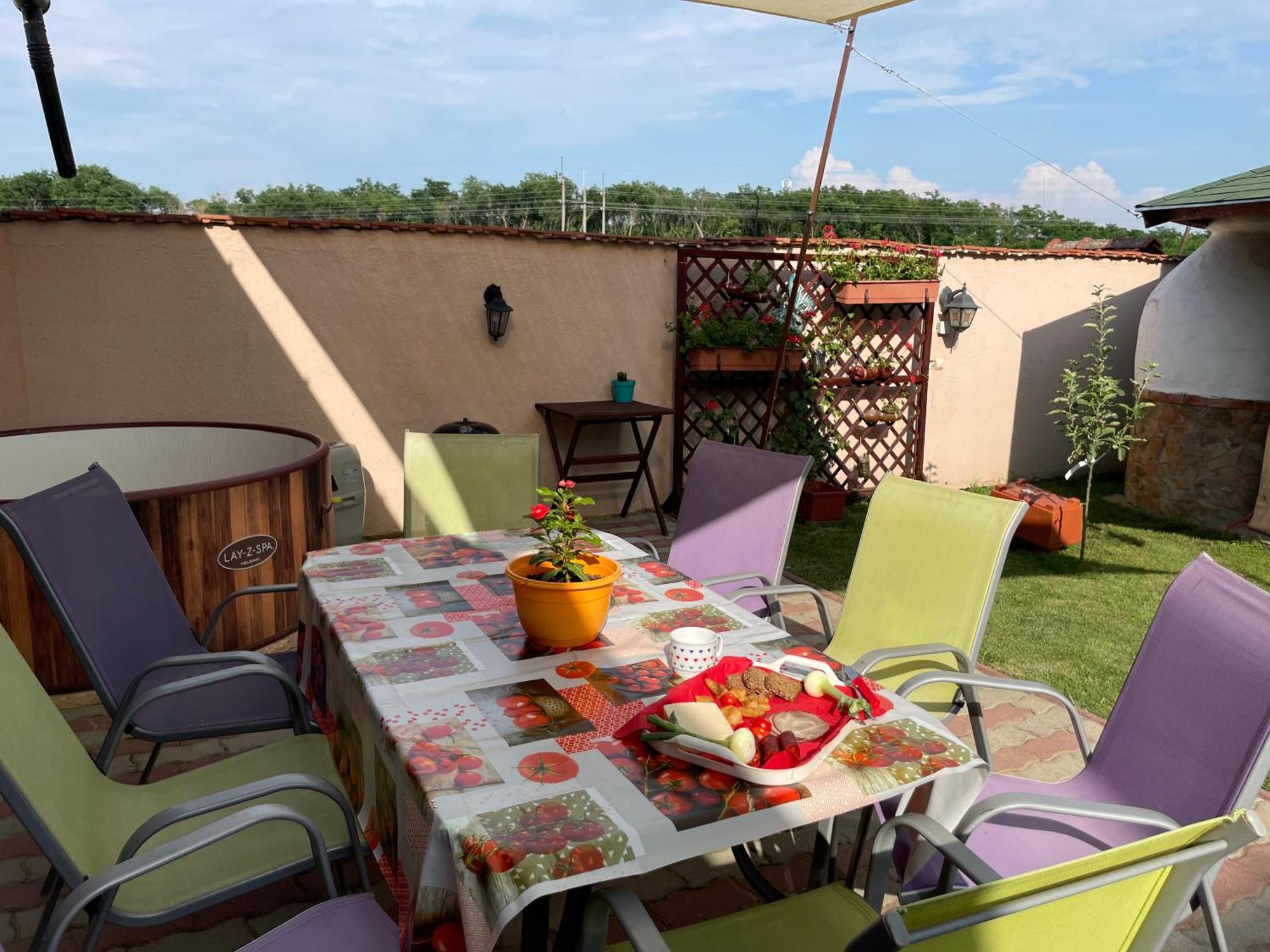 Linett Apartman Hajdúszoboszló Esterno foto